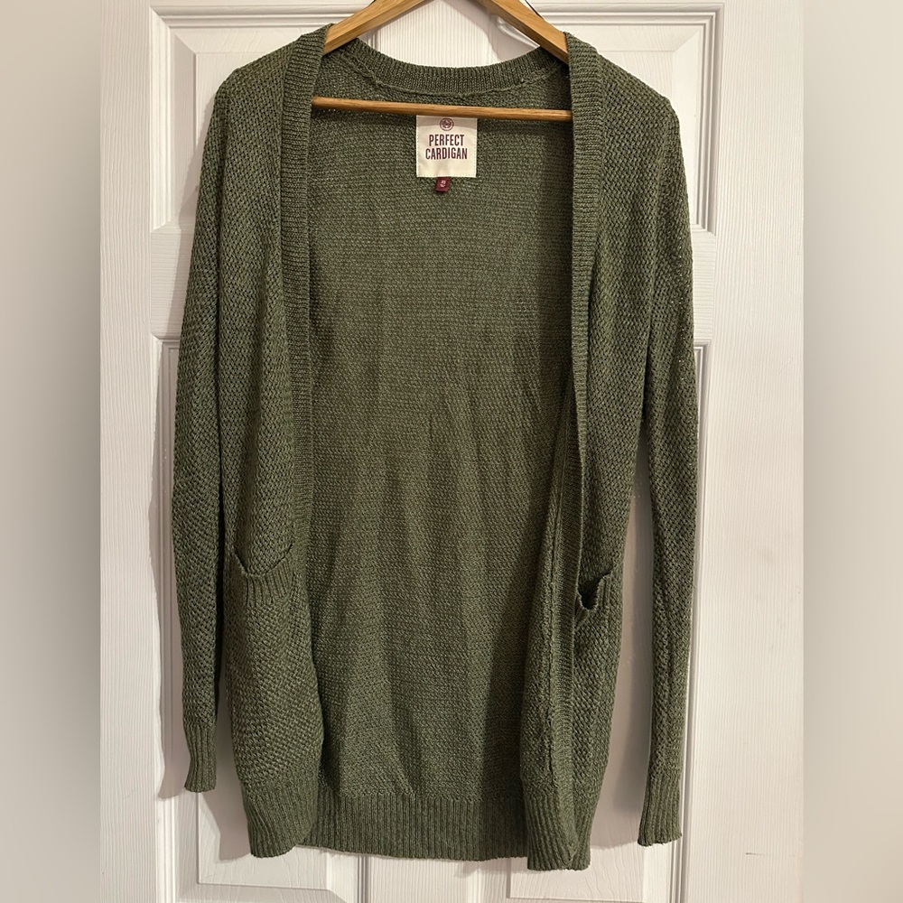 Cardigan - Picture 2 of 2